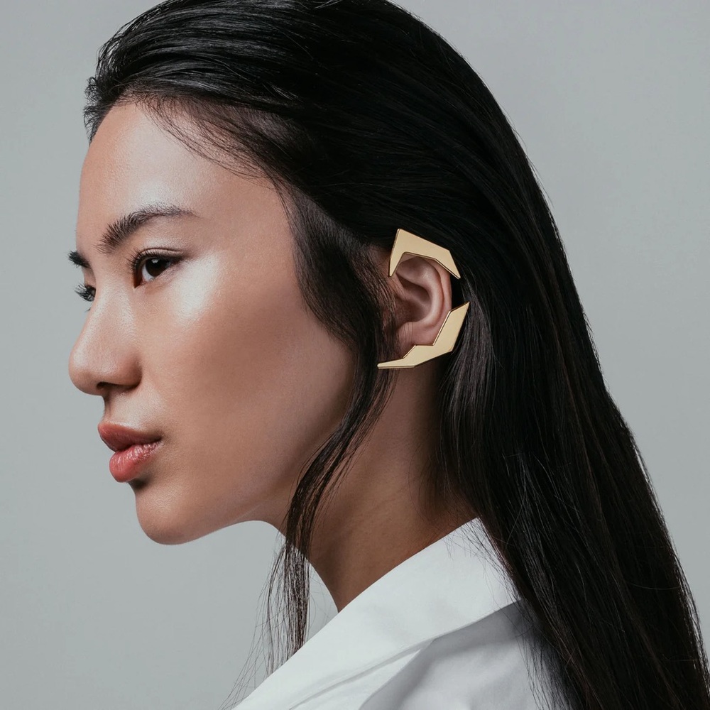 Vitaly “Feedback” Ear Cuff - Gold (Left ear)